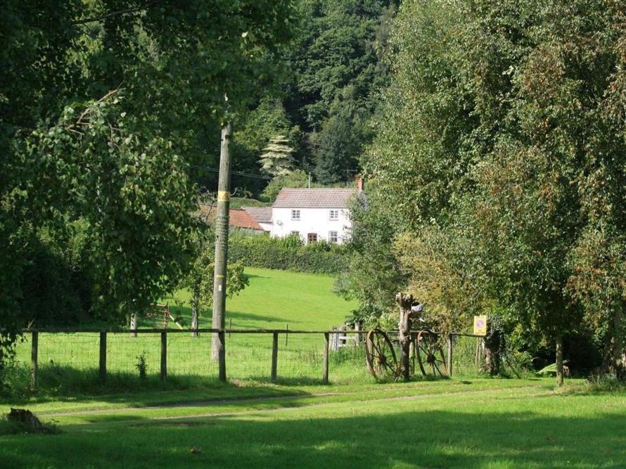 The Piggery Villa Woolaston Exterior foto